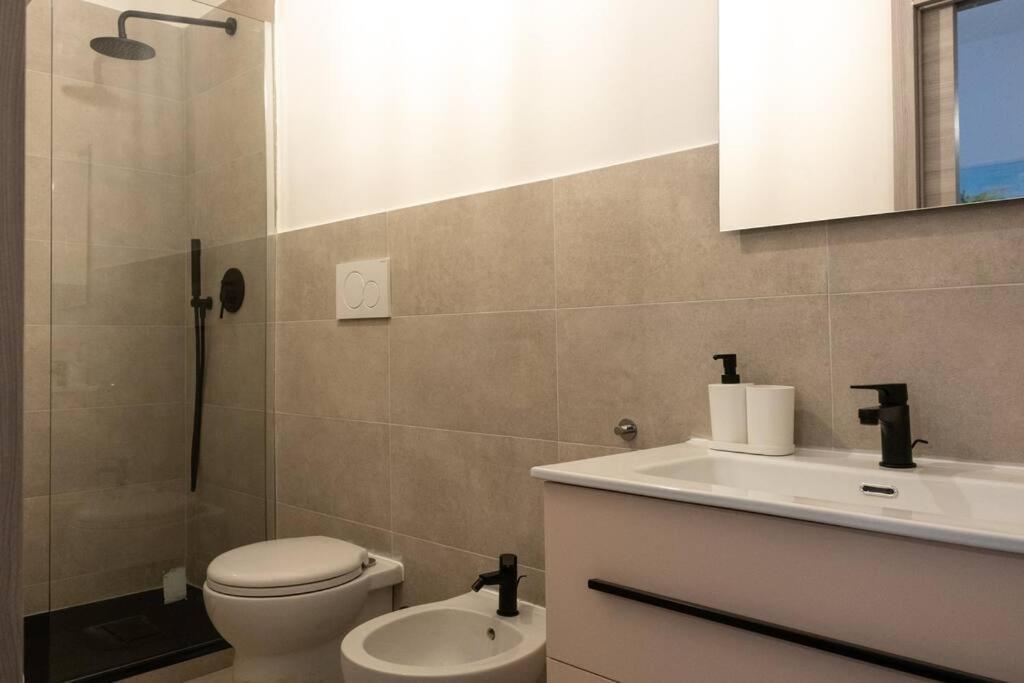 Private Room: The Port Apartment Scirocco Livorno Exteriér fotografie